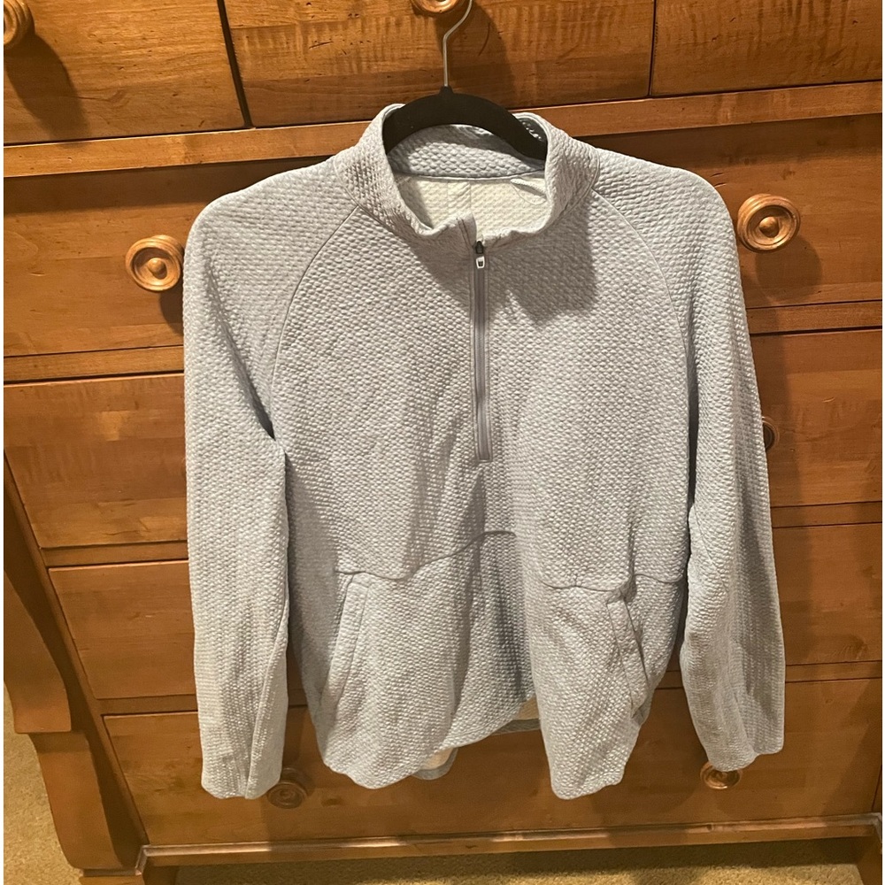 Lululemon Mens at ease ¼ zip in light blue size medium